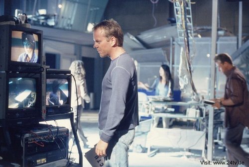  Kiefer Sutherland as Jack Bauer