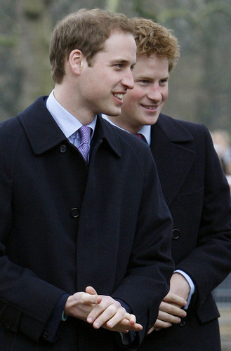  Prince William;Prince Harry