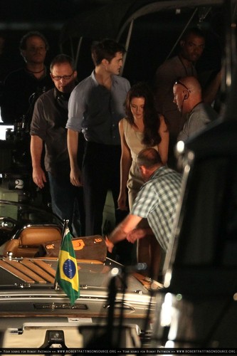  HQ's of the filming at the puerto pequeño, marina da Gloria and Lapa are After the Cut!