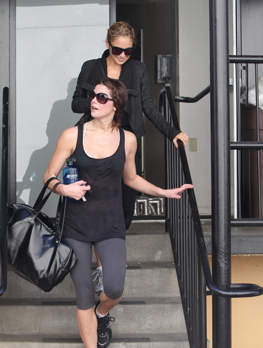Ashley and Nicole Richie at their local gym in Los Angeles - November 6, 2010