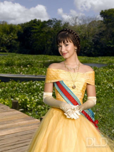 Demi Lovato - Princess Protection Program promoshoot (2009)