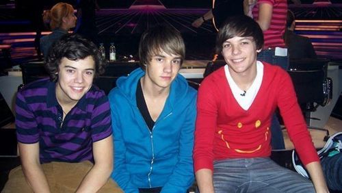  Flirty Harry, Goregous Liam & Funny Louis Behind the Scenes :) x