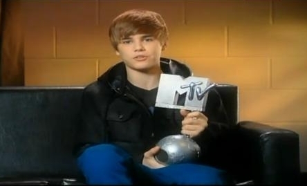 Justin MTV EMAs 3