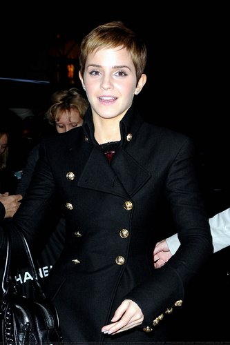  Emma arriving at David Letterman ipakita , 15.11.2010