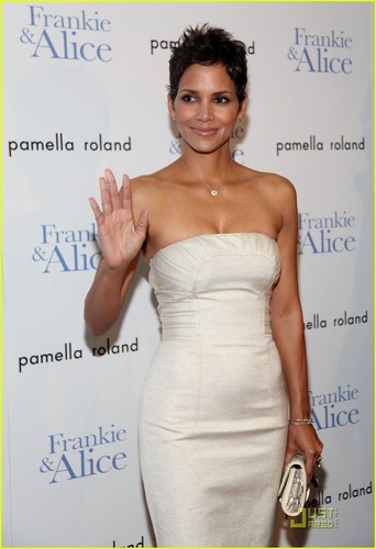  Halle Berry: 'Frankie & Alice' Special Screening