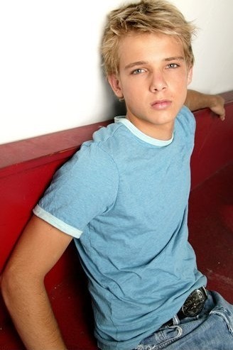  young max thieriot