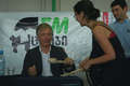 Alan signing a -SPOON- - alan-rickman photo