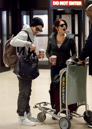  Ashley and Joe Jonas at LAX Airport [Nov. 21]