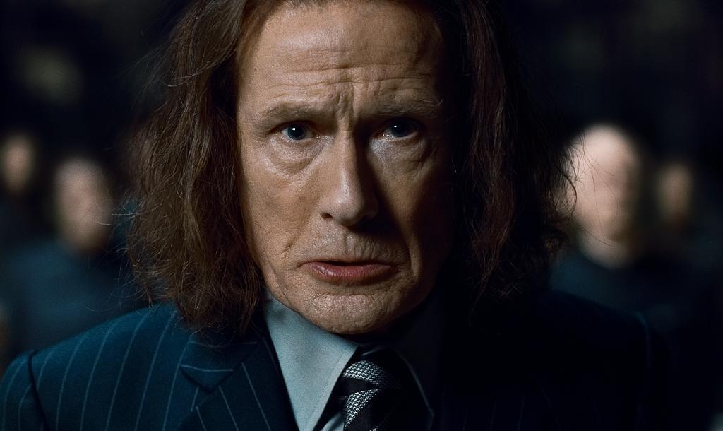 images4.fanpop.com/image/photos/17100000/Rufus-Scrimgeour-harry-potter-and-the-deathly-hallows-movies-17179248-1024-610.jpg