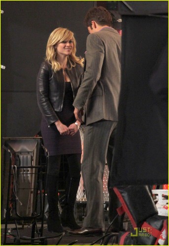 Reese Witherspoon & Chris Pine: 'War' Kiss
