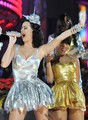 Katy Perry Performing @ the Grammy Nominations Concert (30/11/2010) - katy-perry photo