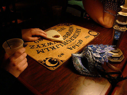  Ouija Board