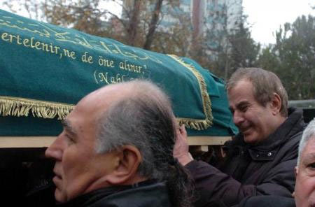  tarik_his mother funeral