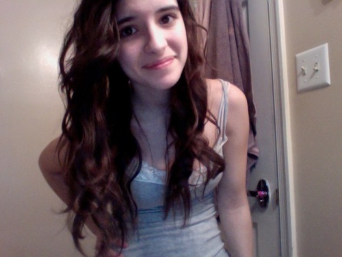 Alyssa's Hair Curled And No Make up On And Still Beautiful