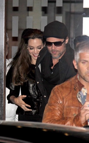  Angelina & Brad out in Paris