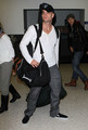 Glee Cast arriving @ LAX {December 6th 2010} - glee photo