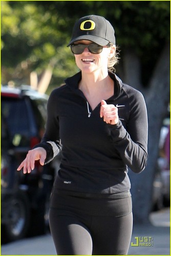  Reese Witherspoon: u Can't Catch Me!