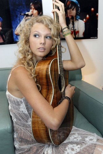  Taylor mwepesi, teleka - Photoshoot #009: AOL muziki (2007)
