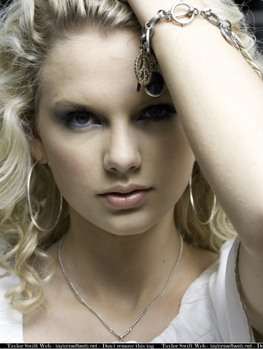Taylor Swift - Photoshoot #020: Alberto Oviedo (2008)