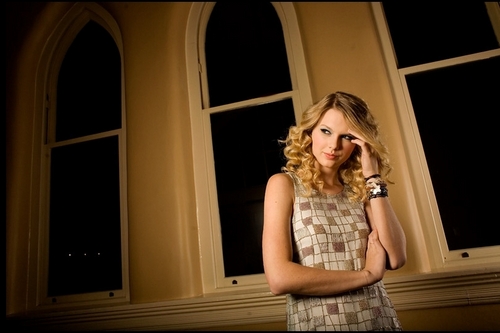 Taylor Swift - Photoshoot #030: CMT Giants (2008)