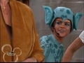 selena-gomez - 2.18 That's What Friends Are For - Hannah Montana screencap