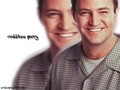 Chandler Bing / Matthew Perry - friends wallpaper