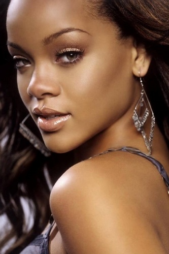  Rihanna cute