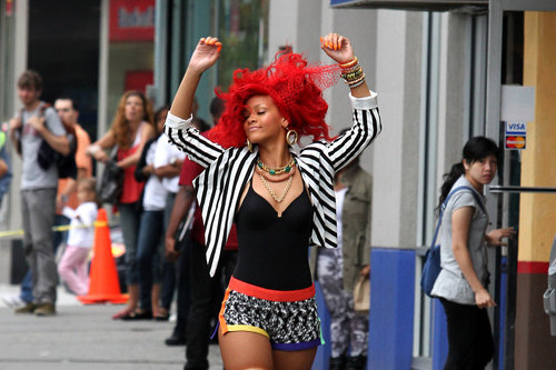  rihanna on the set of musik Video 'What's my Name'