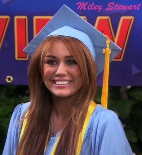  Senior Miley Stewart