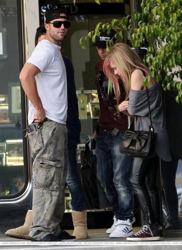  Avril , Amie , Matt Lavigne and Brody Jenner spotted at a Jewelry Store