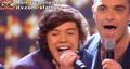 one-direction - One Direction and Robbie Willaims- Final (Stage 1)- Second song-'She's The One'-Screencaps! screencap