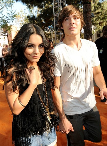  2009, Zac & Vanessa