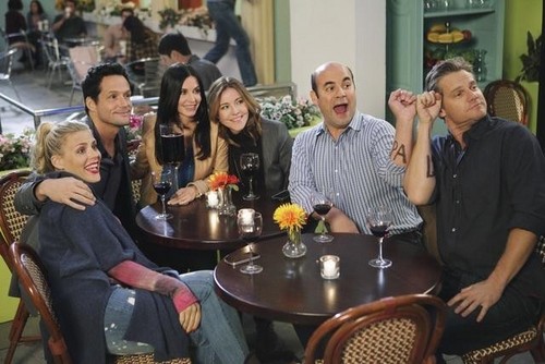  Cougar Town - Episode 2.12 - A Thing About u - Promotional foto's