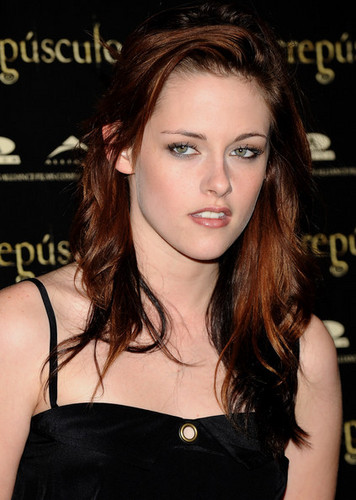  Kristen Stewart,photocall of "Twilight," in Madrid,October 27, 2008