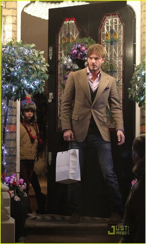  David & Victoria Beckham: Gordon's Natale Party!