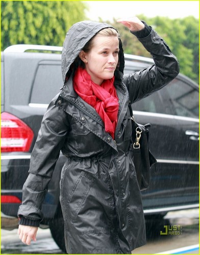 Reese Witherspoon: RRL Run!