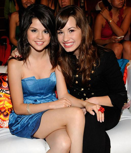  Demi&Selena foto