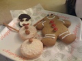 Gingerbread man and snow man - christmas wallpaper