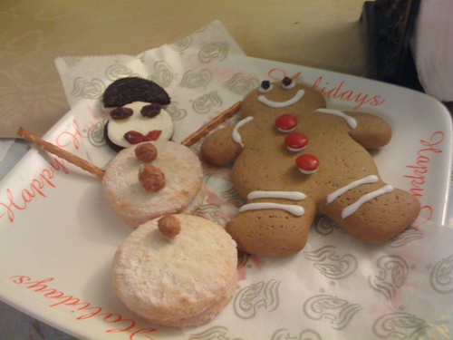  Gingerbread man and snow man