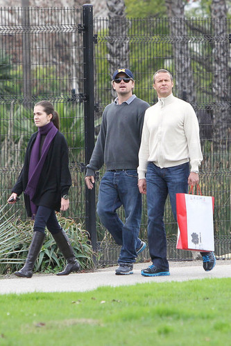  Leonardo DiCaprio spends the hari after natal at the Los Ange