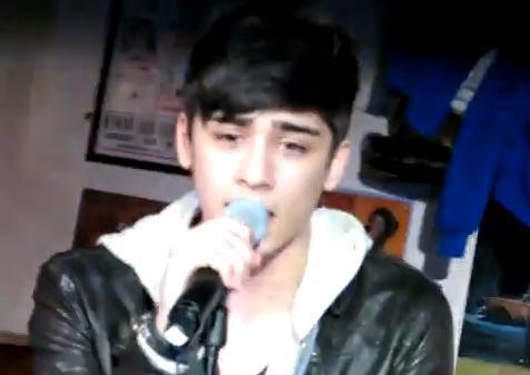  Sizzling Hot Zayn In Glascow (He Owns My دل & Always Will) Those Sparkling Coco Eyes :) x