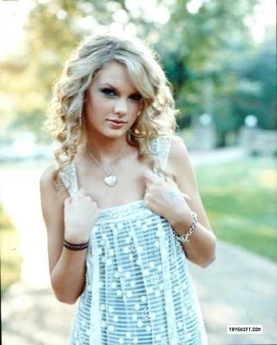 Taylor Swift - Photoshoot #054: US Weekly (2008)