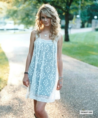 Taylor Swift - Photoshoot #054: US Weekly (2008)