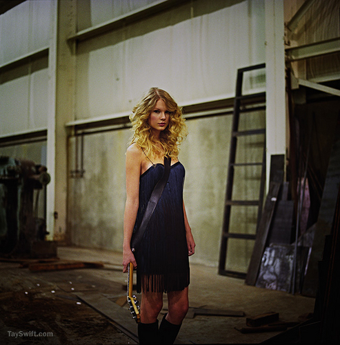 Taylor Swift - Photoshoot #073: Telegraph (2009)