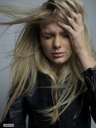  Taylor সত্বর - Photoshoot #079: Rolling Stone (2009)