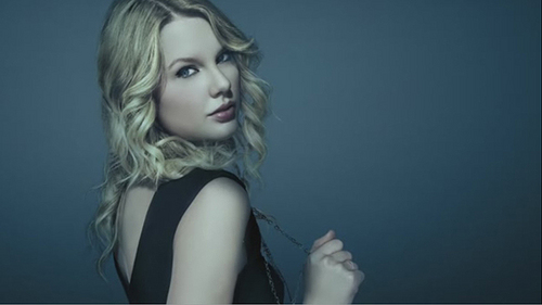 Taylor Swift - Photoshoot #082: SNL promos (2009)