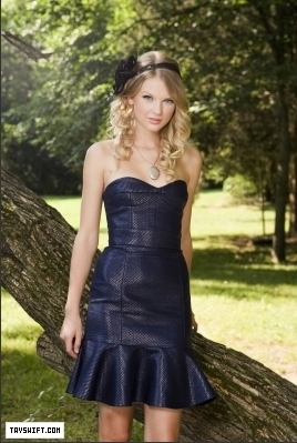 Taylor Swift - Photoshoot #093: Bliss (2009)