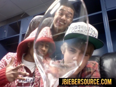  Justin playing with spoons haha :)