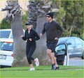 Reese Witherspoon: Jogging with Jim Toth - reese-witherspoon photo