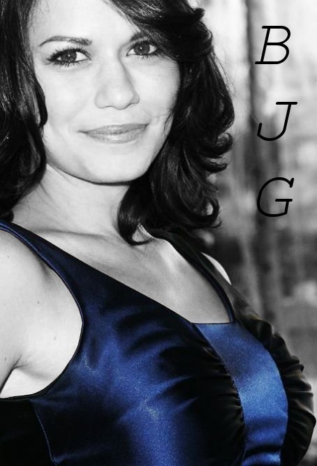 Bethany Joy Galeotti - Images Actress